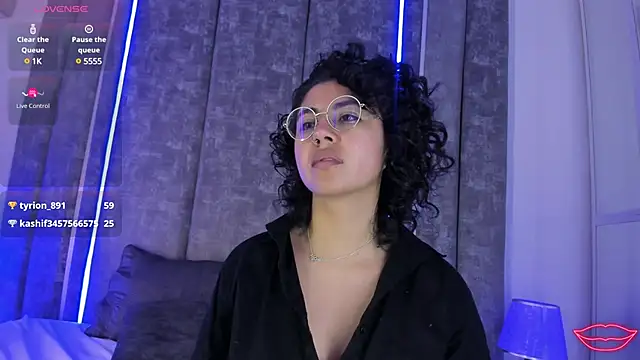 Snapshot of Amareto_ chatting on 03/17/25, 02:45 Amareto online show from 03/17/25, 02:45