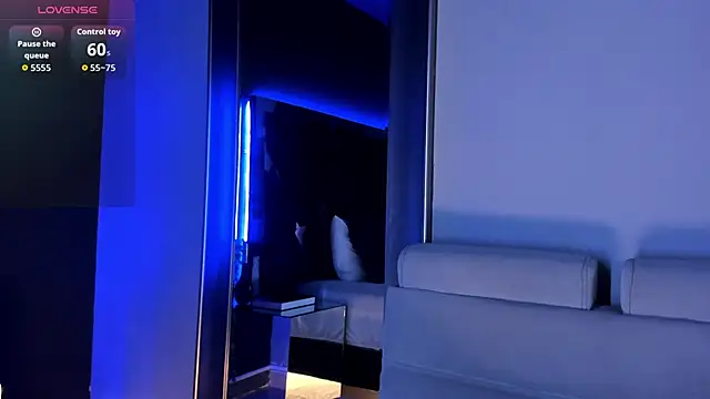 Snapshot of Amareto_ chatting on 10/11/25, 12:58 Amareto online show from 10/11/25, 12:58