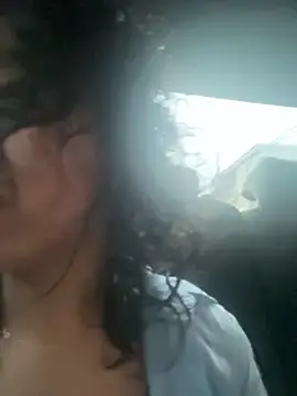 Snapshot of Amareto_ chatting on 11/03/25, 11:00 Amareto online show from 11/03/25, 11:00