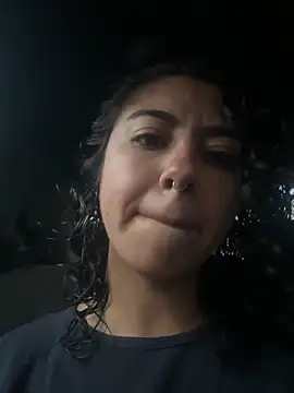 Snapshot of Amareto_ chatting on 11/06/25, 11:00 Amareto online show from 11/06/25, 11:00