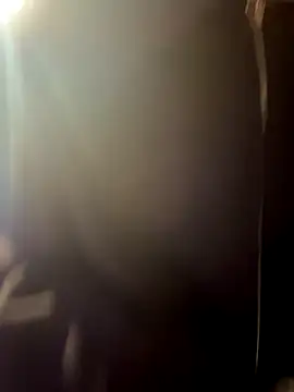 Snapshot of Amareto_ chatting on 12/02/25, 11:15 Amareto online show from 12/02/25, 11:15