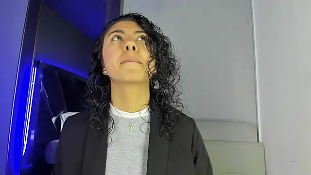 Snapshot of Amareto_ chatting on 02/25/26, 11:20 Amareto online show from 02/25/26, 11:20