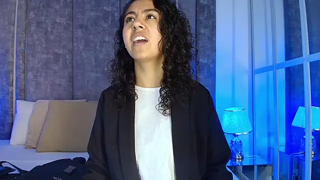 Amareto  online show from 07/17/26, 11:17