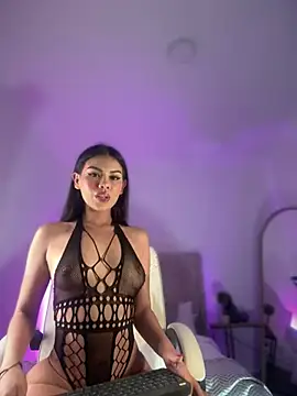 SakuraKato online show from 03/16/25, 10:42