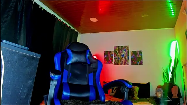 LatinMilk  online show from 02/20/26, 06:26