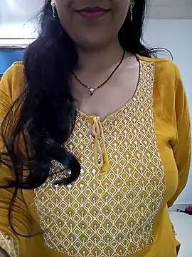 Snapshot of Hot-Shivani chatting on 02/27/25, 07:55 Hot-Shivani online show from 02/27/25, 07:55