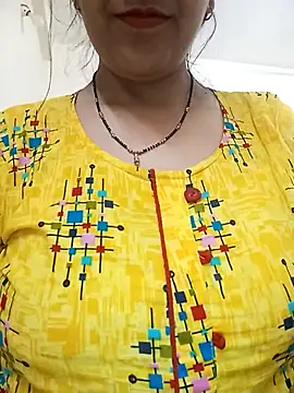 Snapshot of Hot-Shivani chatting on 02/11/26, 07:52 Hot-Shivani online show from 02/11/26, 07:52