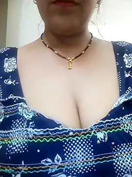 Snapshot of Hot-Shivani chatting on 07/20/26, 07:05 Hot-Shivani online show from 07/20/26, 07:05