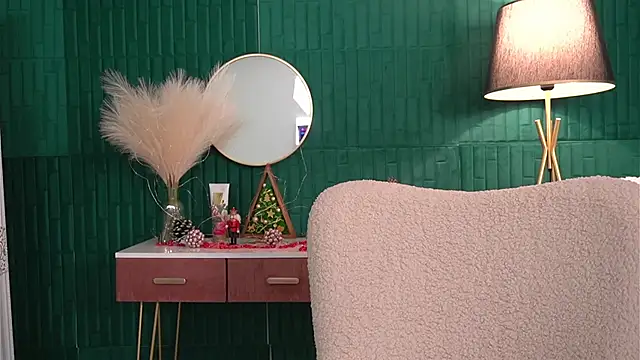 HaileyMoonn online show from 12/23/25, 04:10