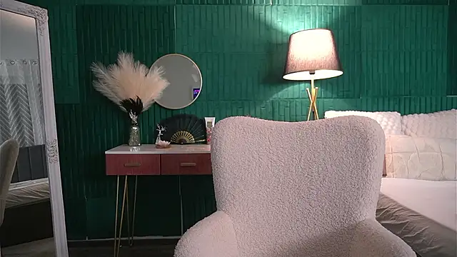 HaileyMoonn online show from 02/04/26, 04:51