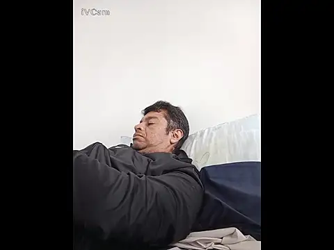 Snapshot of perxxxeo_ chatting on 11/02/25, 05:59 perxxxeo  online show from 11/02/25, 05:59