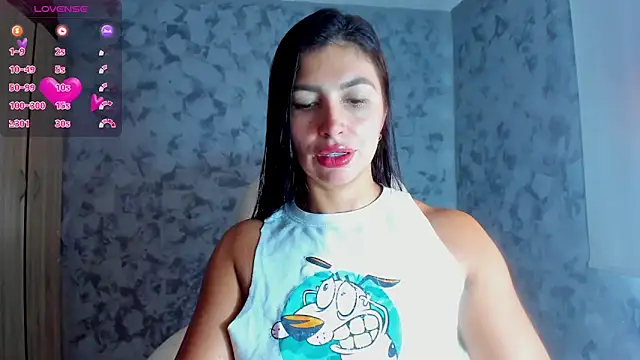 Snapshot of temptation_sweet chatting on 03/18/25, 06:15 temptation sweet online show from 03/18/25, 06:15