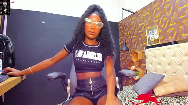 deyy madissonn online show from 03/11/25, 08:09