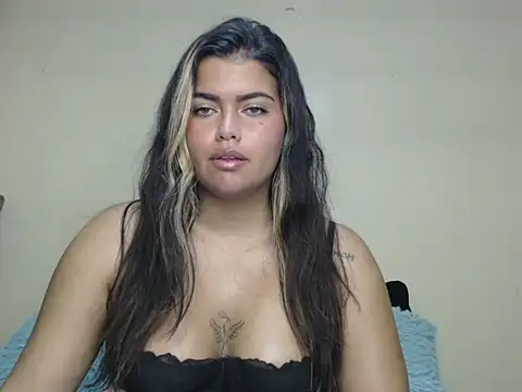 Snapshot of sweetkitty_16 chatting on 04/16/26, 01:56 sweetkitty 16 online show from 04/16/26, 01:56