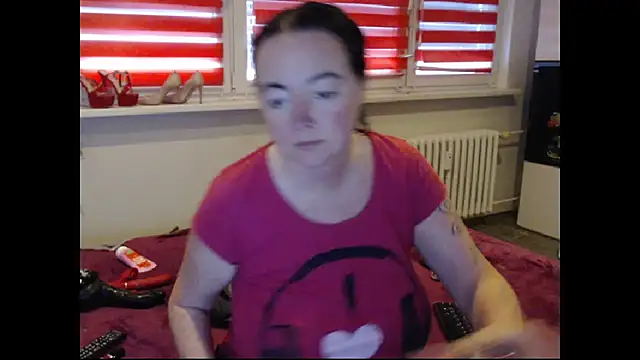 Alexie33 online show from 04/01/26, 06:36