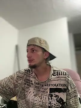 Snapshot of Scott_sex7 chatting on 02/12/26, 02:06 Scott sex7 online show from 02/12/26, 02:06