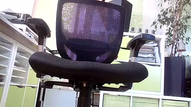 Snapshot of boy-nude chatting on 02/17/25, 08:30 boy-nude online show from 02/17/25, 08:30