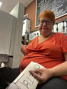 Klio5678 online show from 10/29/25, 07:54