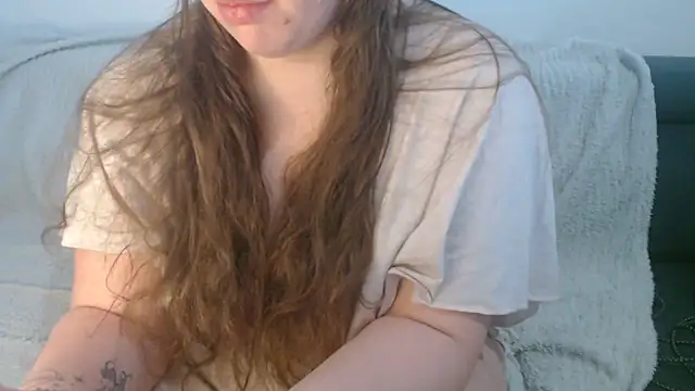 FrancaiseLynne online show from 03/07/26, 04:04