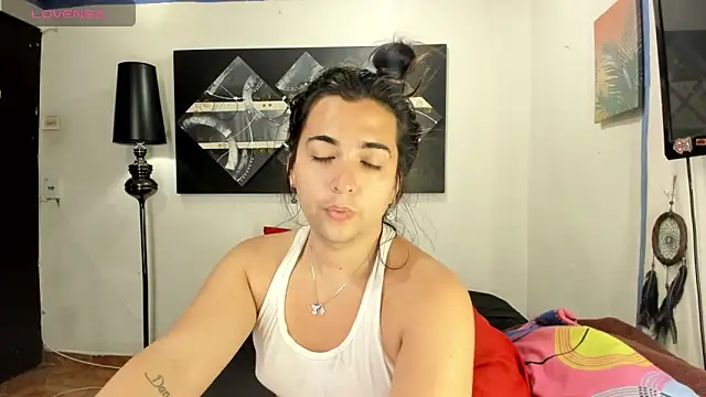 SARAMISHA online show from 02/19/25, 01:17