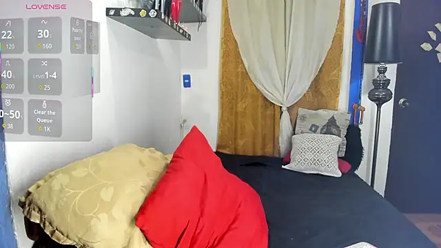 SARAMISHA online show from 10/26/25, 08:04