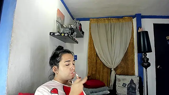 Snapshot of SARAMISHA chatting on 06/08/26, 01:33 SARAMISHA online show from 06/08/26, 01:33