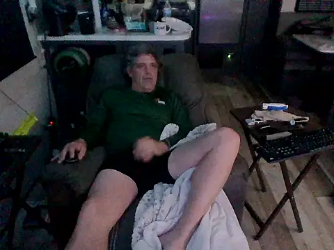 lateniter online show from 03/18/26, 04:15