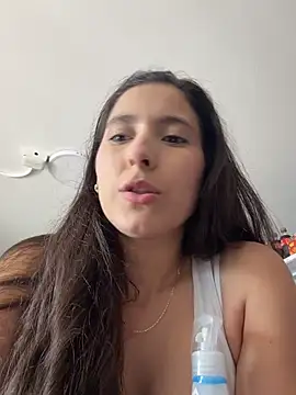 LittleDoll    online show from 02/15/26, 02:25