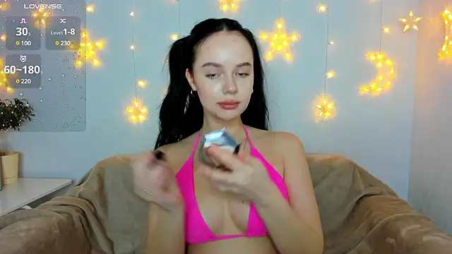 Lori  Hell online show from 12/08/24, 02:18