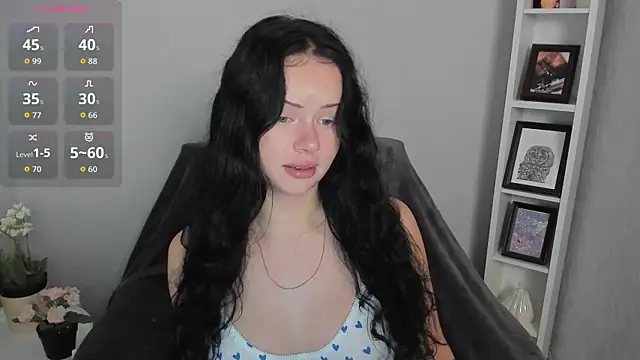 Snapshot of Lori__Hell chatting on 06/16/26, 03:09 Lori Hell online show from 06/16/26, 03:09