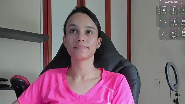 Snapshot of SamanthaWatson chatting on 12/19/24, 02:02 SamanthaWatson online show from 12/19/24, 02:02