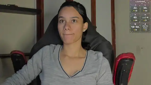 Snapshot of SamanthaWatson chatting on 12/25/24, 04:44 SamanthaWatson online show from 12/25/24, 04:44