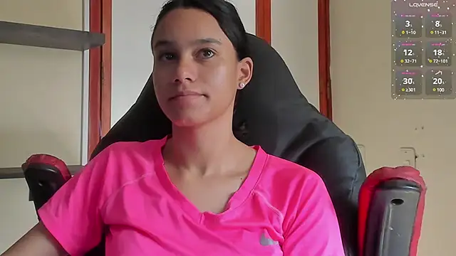 Snapshot of SamanthaWatson chatting on 01/12/25, 01:37 SamanthaWatson online show from 01/12/25, 01:37