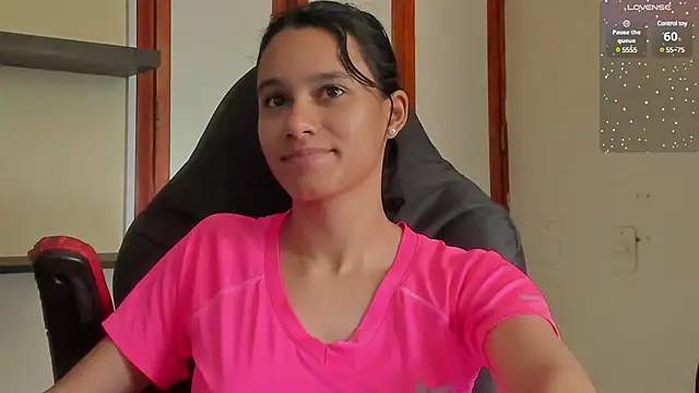 Snapshot of SamanthaWatson chatting on 01/12/25, 04:40 SamanthaWatson online show from 01/12/25, 04:40