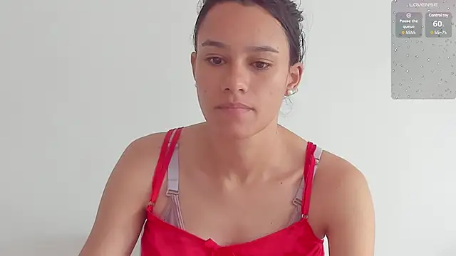 Snapshot of SamanthaWatson chatting on 02/06/25, 01:32 SamanthaWatson online show from 02/06/25, 01:32