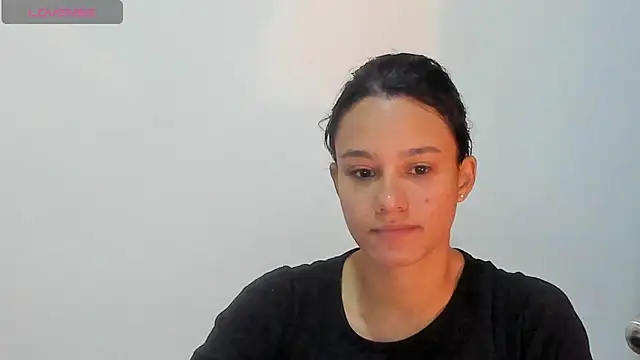 Snapshot of SamanthaWatson chatting on 03/08/25, 11:07 SamanthaWatson online show from 03/08/25, 11:07
