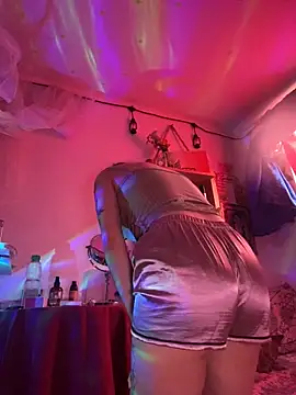 LiliJones  online show from 09/24/25, 08:23