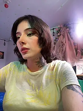 LiliJones  online show from 04/27/26, 06:50