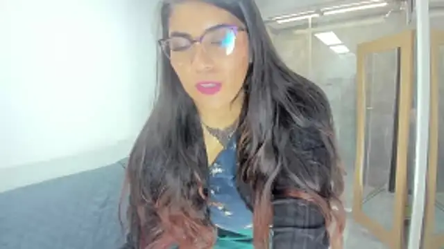 Luna Dumont online show from 02/18/26, 11:06