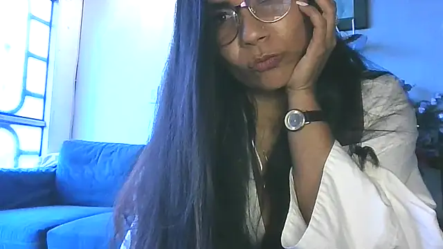 Snapshot of Luna_Dumont chatting on 04/15/26, 07:58 Luna Dumont online show from 04/15/26, 07:58