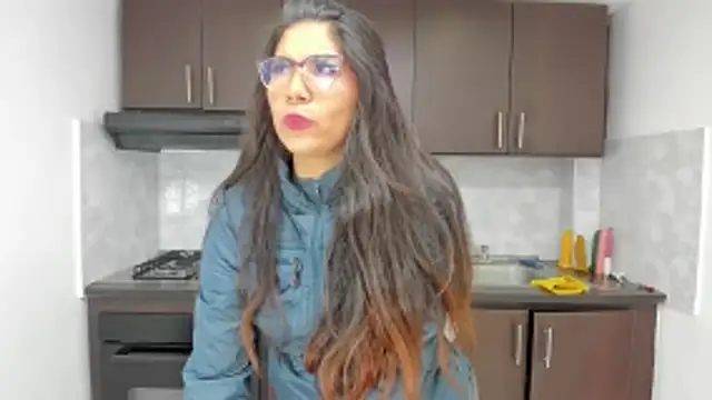 Luna Dumont online show from 05/19/26, 11:16