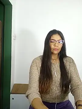 Snapshot of Luna_Dumont chatting on 07/16/26, 11:16 Luna Dumont online show from 07/16/26, 11:16
