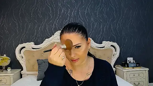 Snapshot of Lauren_Saint chatting on 01/28/25, 08:25 Lauren Saint online show from 01/28/25, 08:25