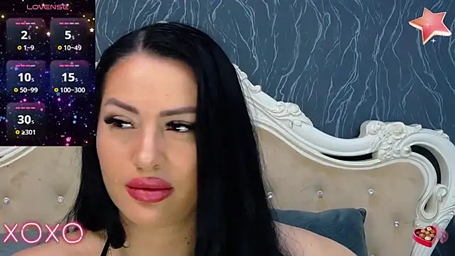 Snapshot of Lauren_Saint chatting on 02/12/25, 08:59 Lauren Saint online show from 02/12/25, 08:59