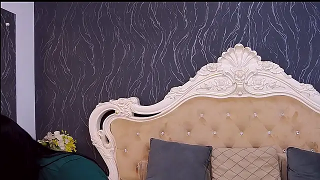 Snapshot of Lauren_Saint chatting on 09/22/25, 03:03 Lauren Saint online show from 09/22/25, 03:03