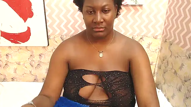 Snapshot of blackhotbody chatting on 12/13/25, 08:04 blackhotbody online show from 12/13/25, 08:04