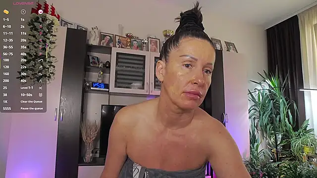 SheilaRyan online show from 04/12/26, 05:23