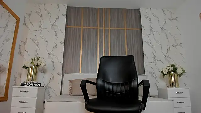 Dollar-girl online show from 03/04/26, 01:06