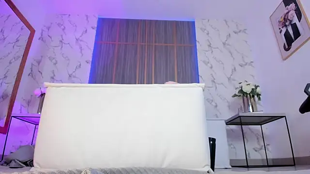 Dollar-girl online show from 03/22/26, 06:11