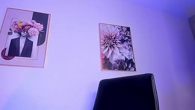 Dollar-girl online show from 04/04/26, 01:19